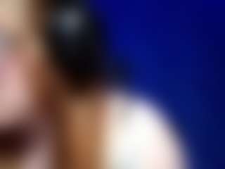 Live cam show with CyndiVaudrain - Red Hair on iamadamtest123.com