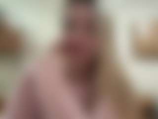 Live cam show with Kate - Flirt on Streamer API
