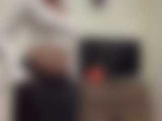Live cam show with MichaeleHermanson - Butt Plug on Camsoda