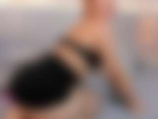Live cam show with SofiaMar - Petite on Camsoda
