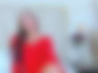 Live cam show with Valery - Brown Hair Petite on Camiplay Live