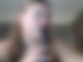 Krispyshot's Live Sex Cam Show