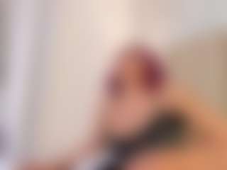 Live cam show with Luna - Fuck Machine on Camsoda