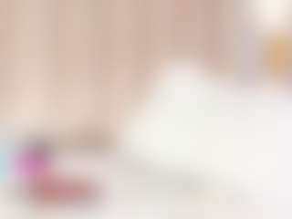 Live cam show with Luna - Nipple Piercings on Camsoda