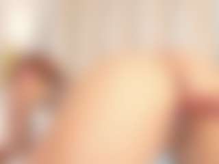 Live cam show with Luna - Athletic on AdultVida.com