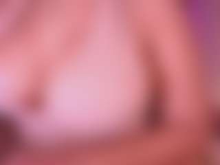 Live cam show with marmegan - Facial on Camsoda
