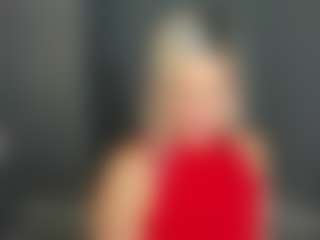 Live cam show with Betty-Brock - Slender on liverealitysex.com