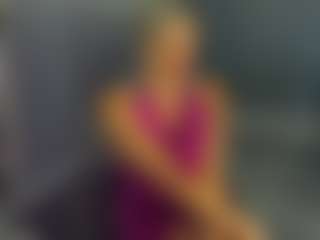Live cam show with Betty-Brock - Middle Aged on Instabang