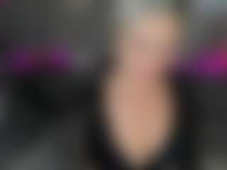 Live cam show with Betty-Brock - Ride Torso on boobsie.com