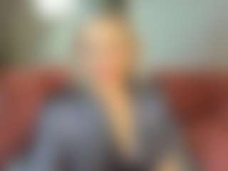 Live cam show with Betty-Brock - Middle Aged on EXY