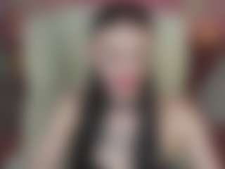 EmilyyMoon's Live Sex Cam Show