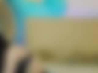 EmilyyMoon's Live Sex Cam Show