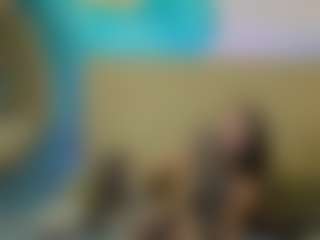 EmilyyMoon's Live Sex Cam Show