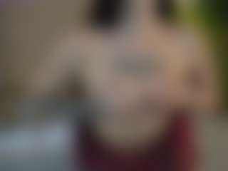 EmilyyMoon's Live Sex Cam Show