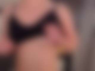 Aria's Live Sex Cam Show