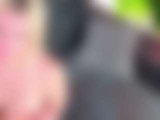 Aria's Live Sex Cam Show