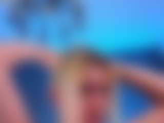 Aria's Live Sex Cam Show