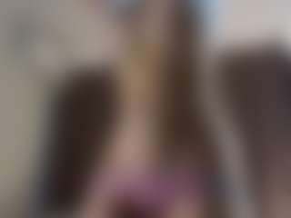 Live cam show with Aria - Athletic on livesuperchat.net