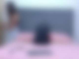 Live cam show with Luna - Strip on Camsoda
