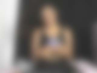 Live cam show with Luna - HD on Camming Site