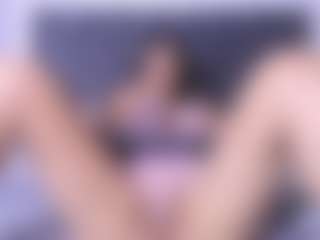 Luna's Live Sex Cam Show