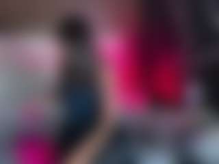 Live cam show with Luna - HD Brown Hair on Adult Interactions