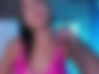 Live cam show with Luna - White Mature on slutload | colombia