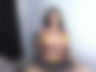 Live cam show with Luna - Tattoos Mature on fuklive.com