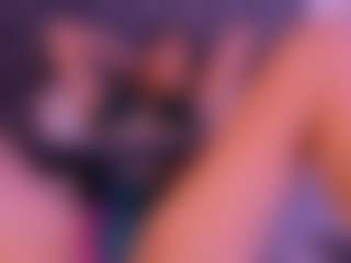 Live cam show with Luna - Solo on Big Tits