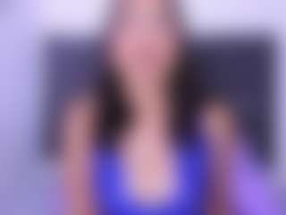 Live cam show with Luna - Petite on galaxygirlnitro.com