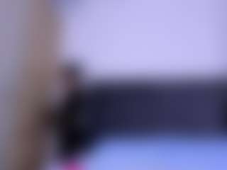 Luna's Live Sex Cam Show