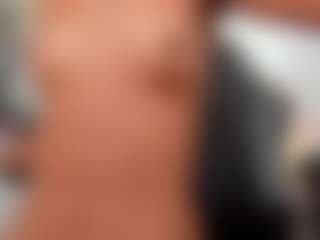 Live cam show with vickycastillo - Toys on SquirtSoMuch