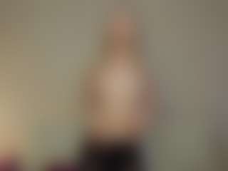 Live cam show with VitaKotterna - Thin on StripNow