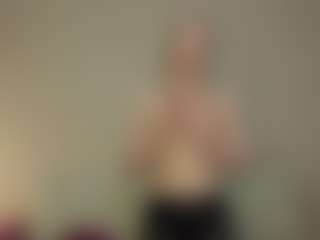 Live cam show with VitaKotterna - Tittyfuck on Mixed Magazine Live