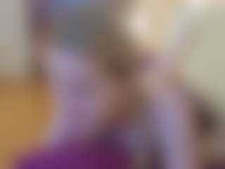 Live cam show with VitaKotterna - Upskirt on sexytreat.net