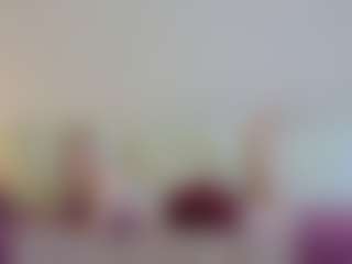 Live cam show with VitaKotterna - Upskirt on Uber Horny