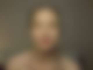 Live cam show with VitaKotterna - Oil on Camsoda