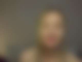 Live cam show with VitaKotterna - Green Eyes on Milfs Live