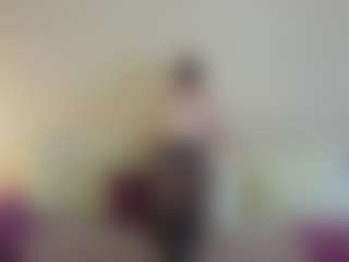 Live cam show with VitaKotterna - Thin on StripNow