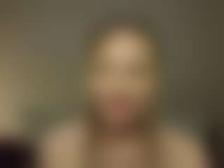 Live cam show with VitaKotterna - Upskirt on Camsoda