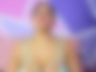 Live cam show with angie-bigass - Butt Plug on CamwithHer