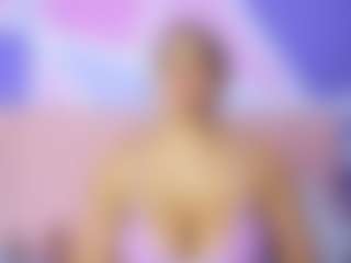 Live cam show with angie-bigass - Butt Plug on Camsoda