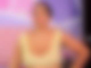 Live cam show with angie-bigass - Twerking on alttransgirls