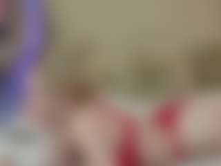 Live cam show with AuroraMore - Butt Plug on Camsoda