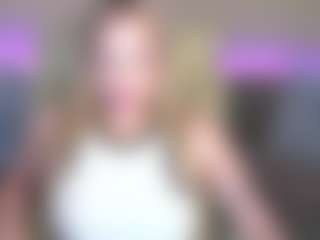 AuroraMore's Live Sex Cam Show
