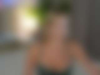 Live cam show with AuroraMore - Butt Plug on Milfs Live