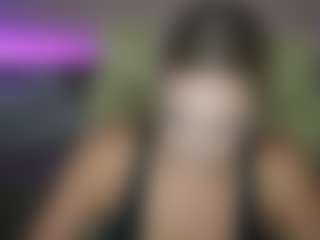 Live cam show with AuroraMore - Oil on Strip Flash - Live Sex Shows