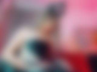 Live cam show with Bianca dream - Brown Eyes on CamwithHer