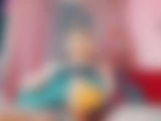 Live cam show with Bianca dream - Brown Eyes on Free Soda