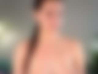 Live cam show with Eva - Full Nudity on Hubzter Live